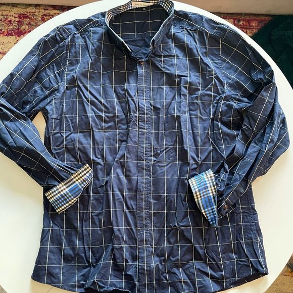 Local Mode Button Down w/Reverse Cuff Pattern - Picture 1 of 4